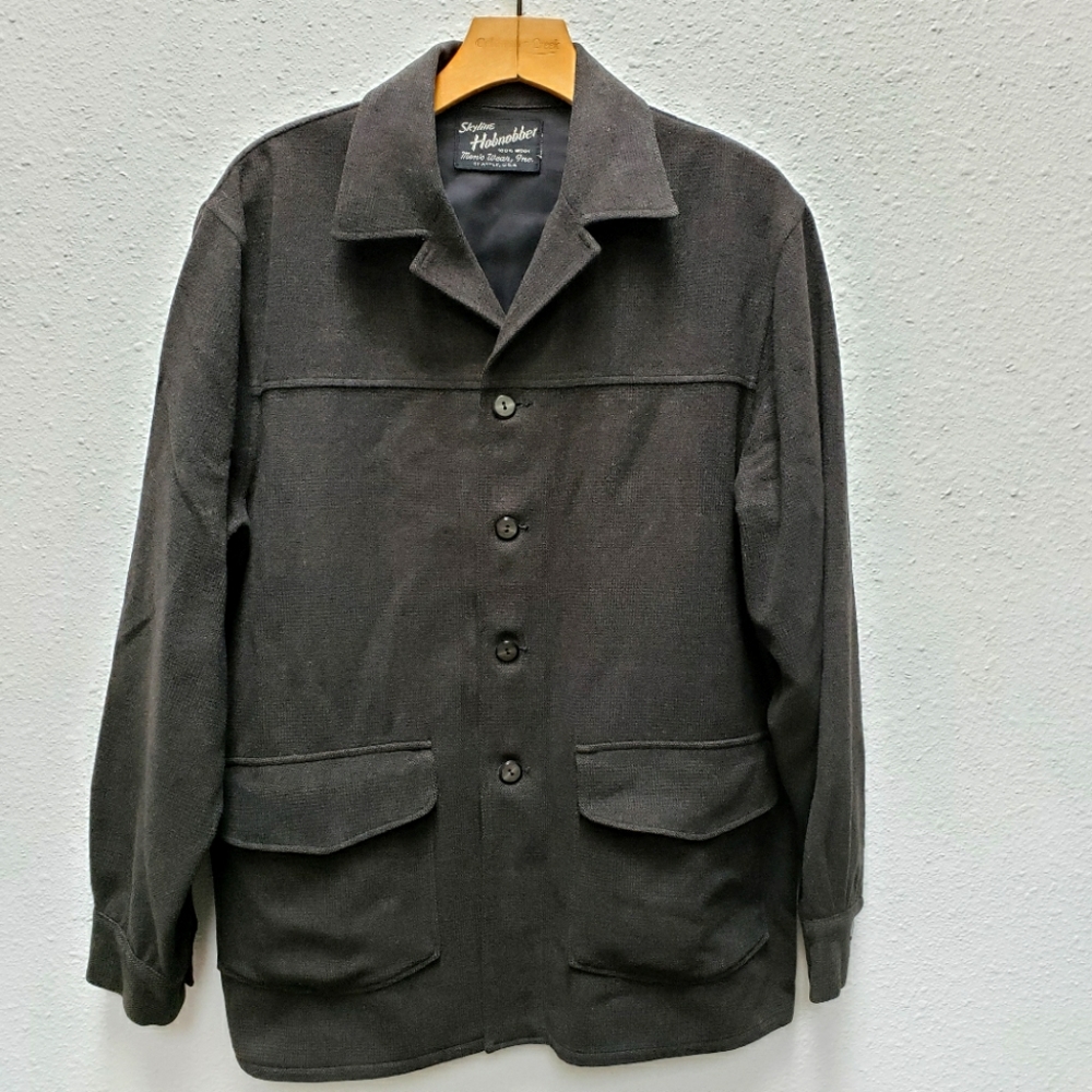 Skyline Hobnobber 100% wool mens jacket.